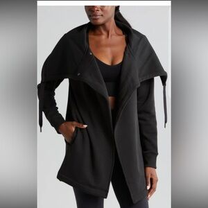 Zella Amazing Cozy Wrap Jacket Ash Black Jacket Size Small NWOT